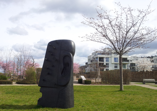 Bin Rhein Skulptur 13