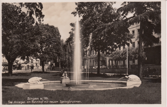 Bin Anlagen am Bhf m Springbrunnen gel 1937